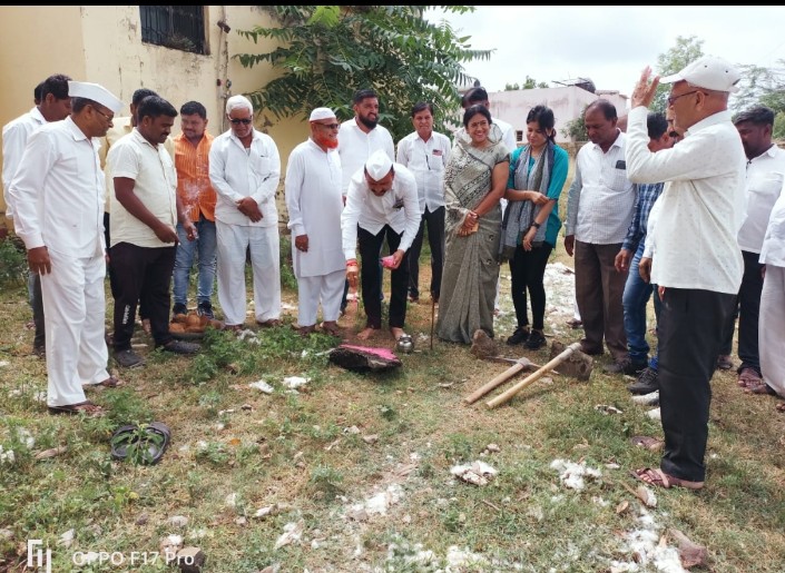 नेर येथे आरोग्य केंद्रात चार खाटांचे जि.प.सदस्य आनंदराव पाटील यांच्या हस्ते भूमिपूजन